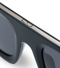 画像をギャラリービューアに読み込む, SPLE13 500BLK_04