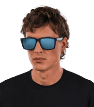 Carica l'immagine nel visualizzatore di Gallery, SPLR49M 57R22B_03
